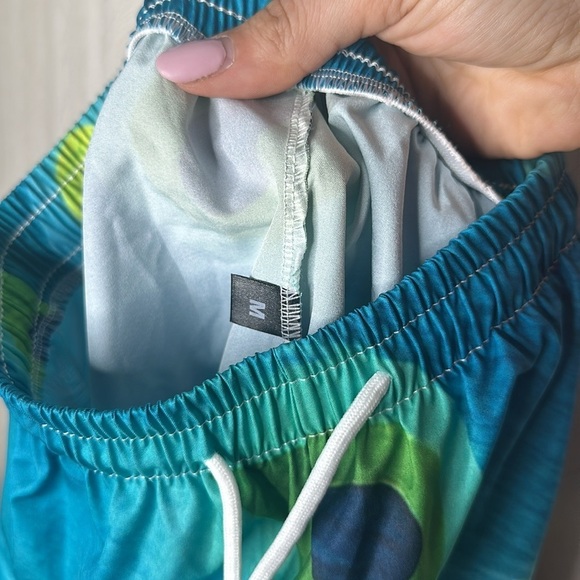 ❤️ 🆕 Peacock Patterned boys Shorts medium - Picture 6 of 6